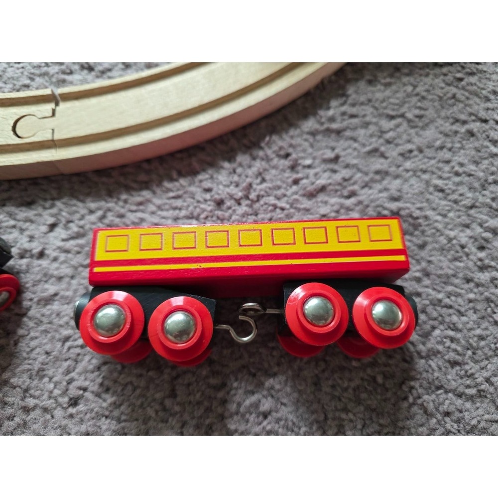 Brio Wooden Railway Trains of the World Red Road Engine Train Set Tracks - Picture 6 of 16
